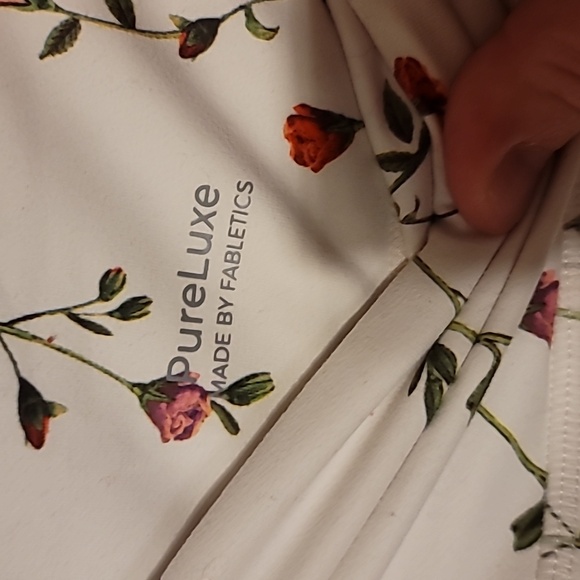 Fabletics leggings - Picture 3 of 3